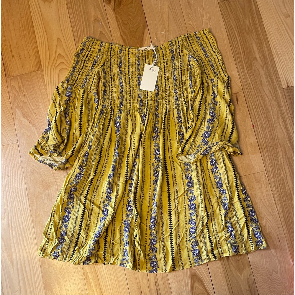 Hyped Unicorn Boho Dress size Large :Very Hippie, Boho, Flattering, has Pockets